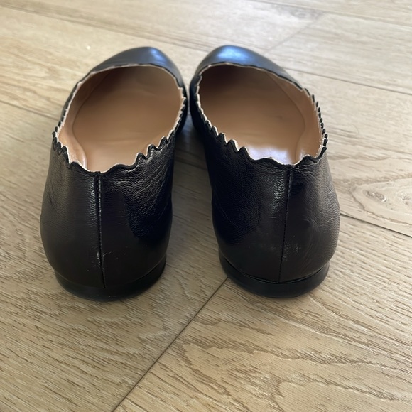 Women’s Chloe Black leather scalloped edge ballet flat - Picture 4 of 9